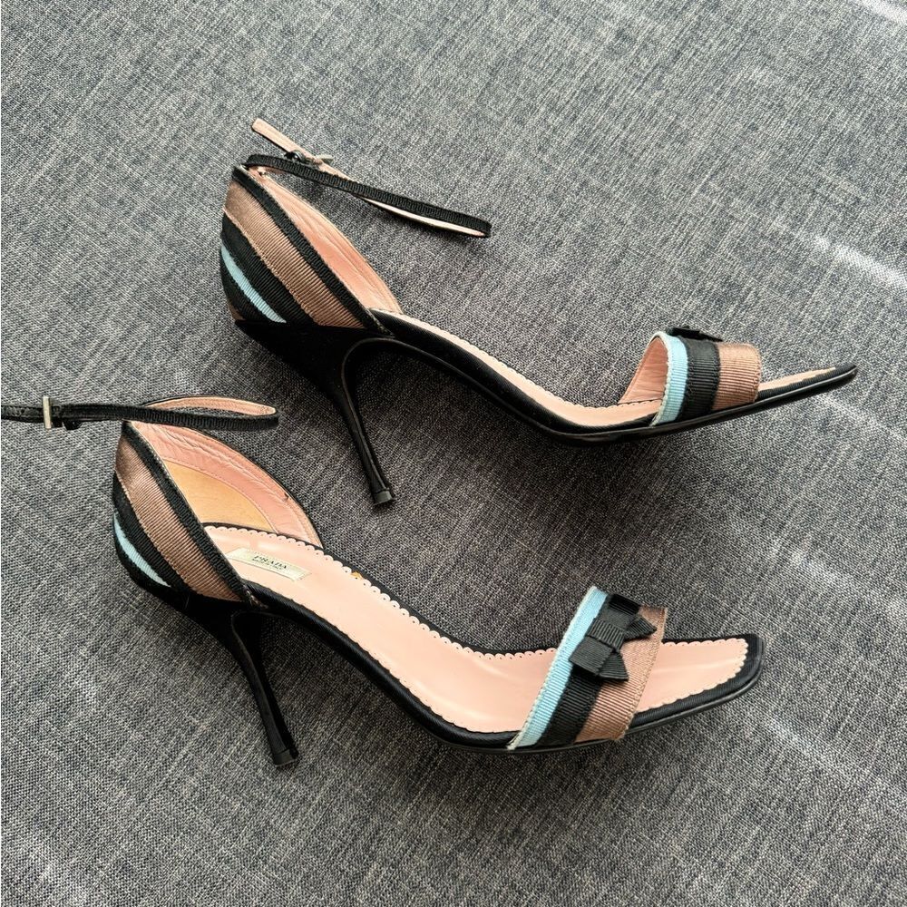 Prada Blue, Black, and Brown Grosgrain Striped Ankle Strap Heels with Bow Sz 40 - Picture 16 of 16